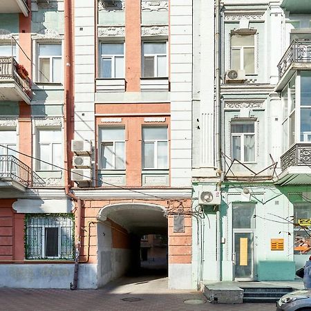 S12-58 Modern Aparthotel With Two 2Bedrooms In Central Kiev - Bessarabska Squere - Gulliver Mall - Olympic Stadium - Palace Of Sports - Saksahanskoho St, 12Б Exterior foto